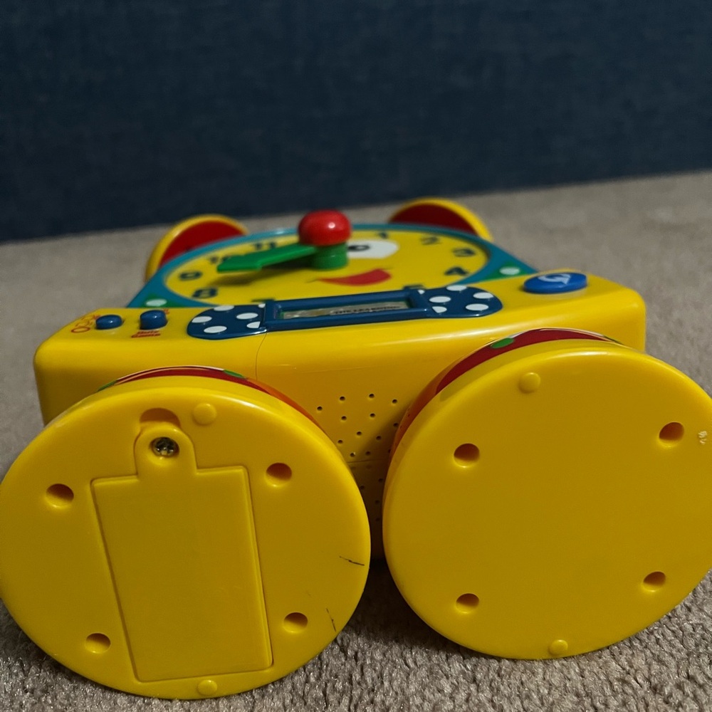 Red feet Vintage Telly the Time teaching clock by learning journey - Picture 3 of 4